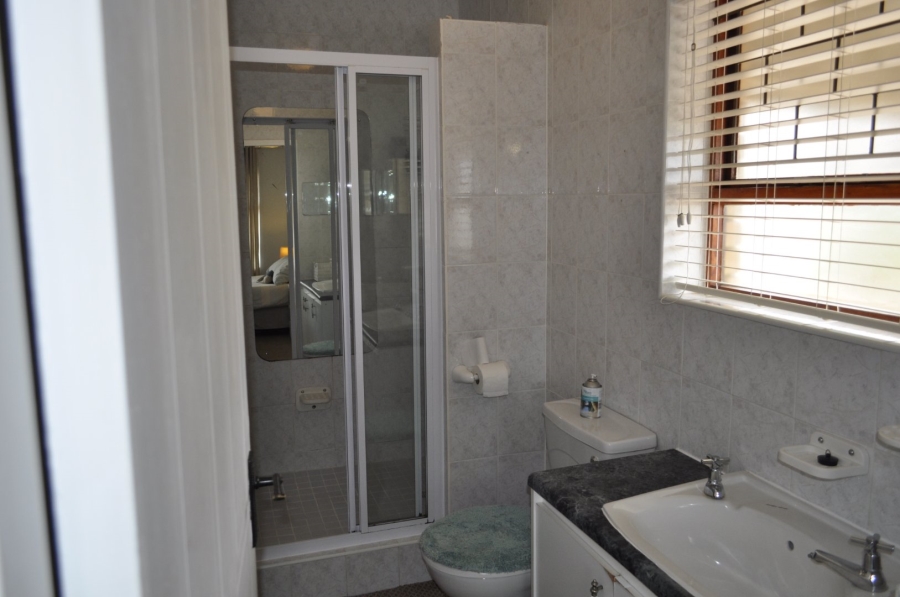 3 Bedroom Property for Sale in Wavecrest Eastern Cape